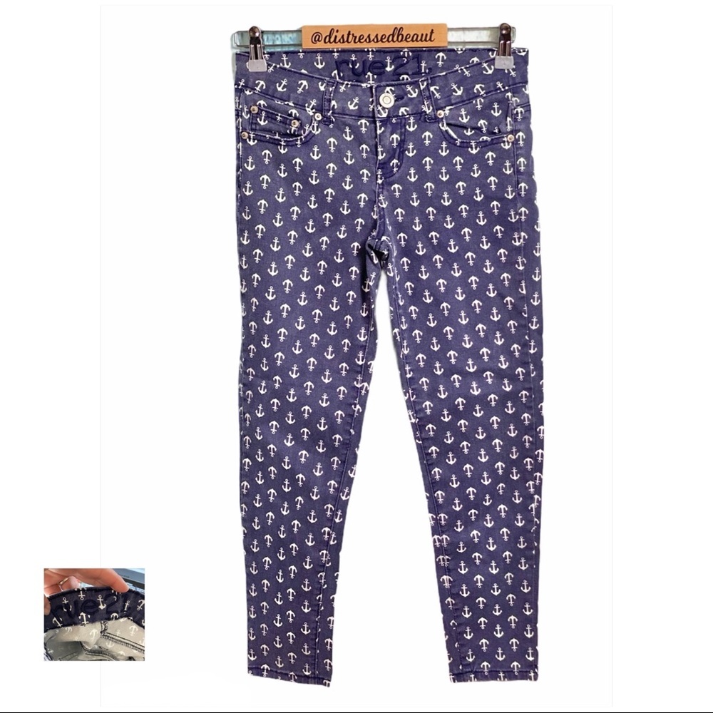 RUE 21 EUC Faded Navy Anchor Print Skinny Jeans